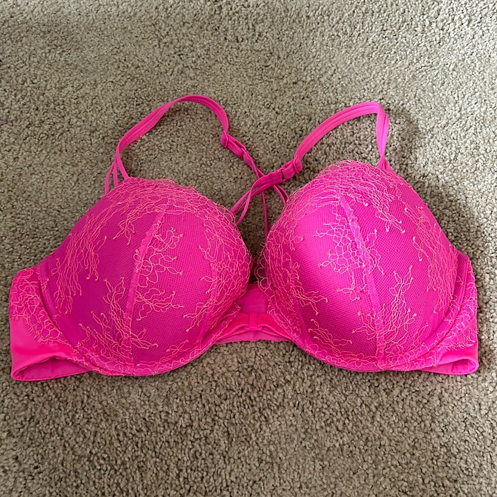 VS PINK bra